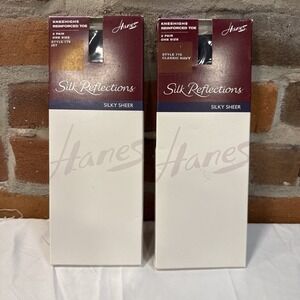 Hanes Silk Reflections Knee Highs 2 Pair Style 775 Travel Buff Reinforced Toe